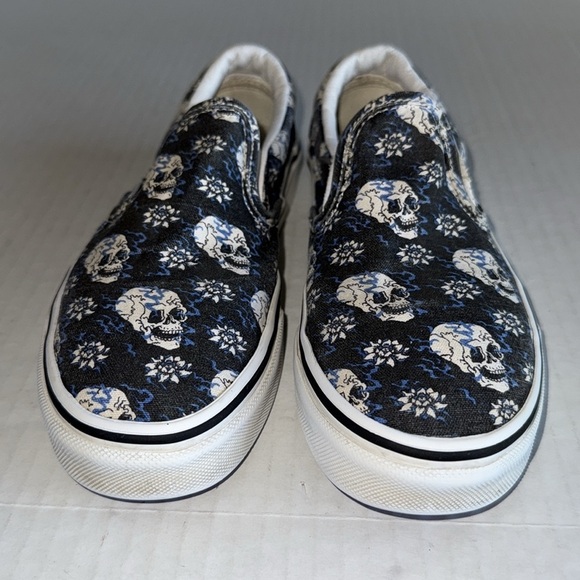 Vans Classic Flash Skulls Slip On Sneakers - Picture 7 of 11
